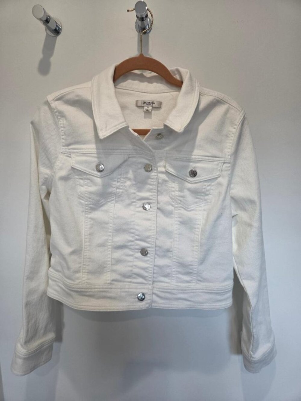 Women's Liz Claiborne White Denim Trucker Jacket with Spandex  sz 12
